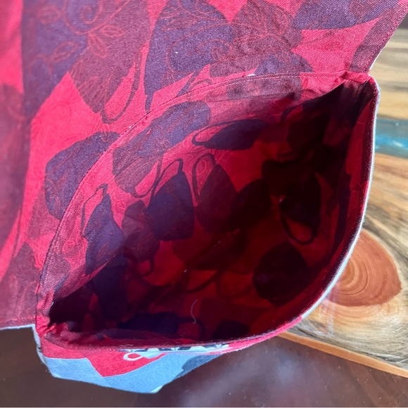 Tea Time Teapots and Cups Print magnetic clasp Clutch Fabric Handmade Clutch - Picture 5 of 6